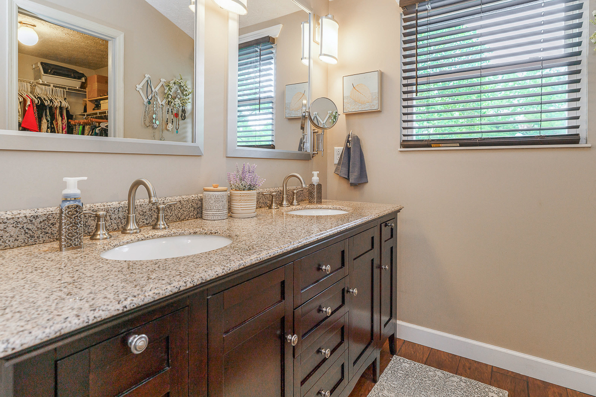 5608 Coogan Pl-44