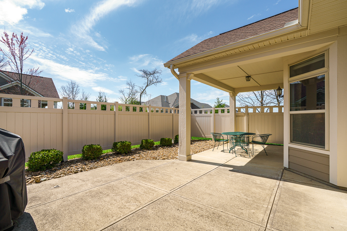 5614 Eventing Way-6