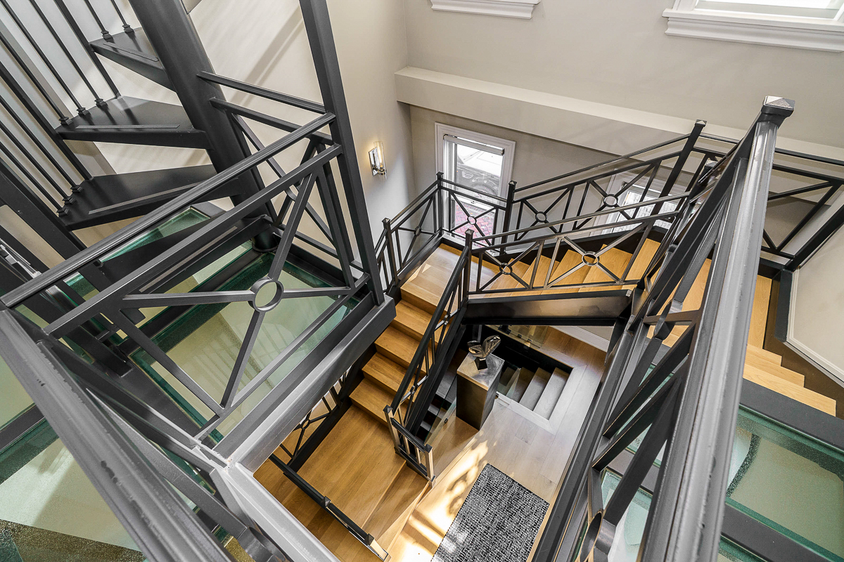 649 s 5th St-43