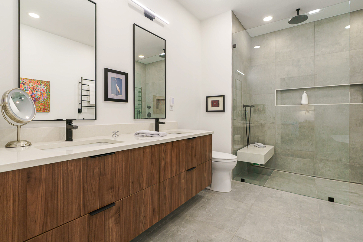 564 Lathrop St.-18