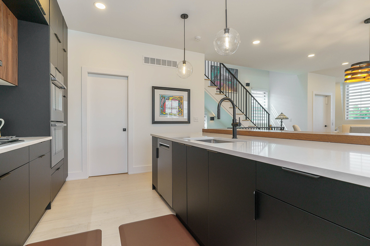 564 Lathrop St.-41