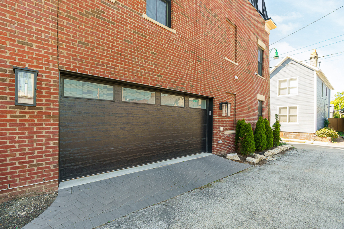 564 Lathrop St.-8