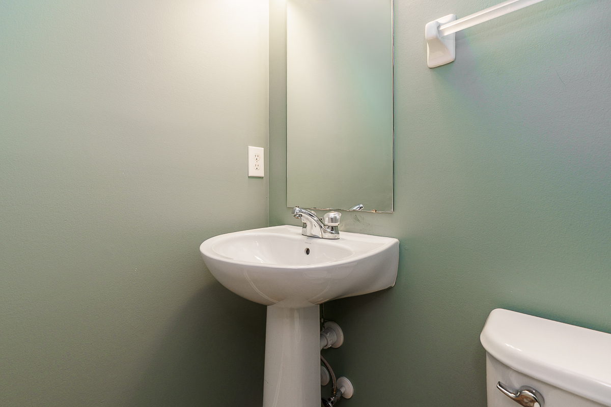 5792 Buckhannon St-24