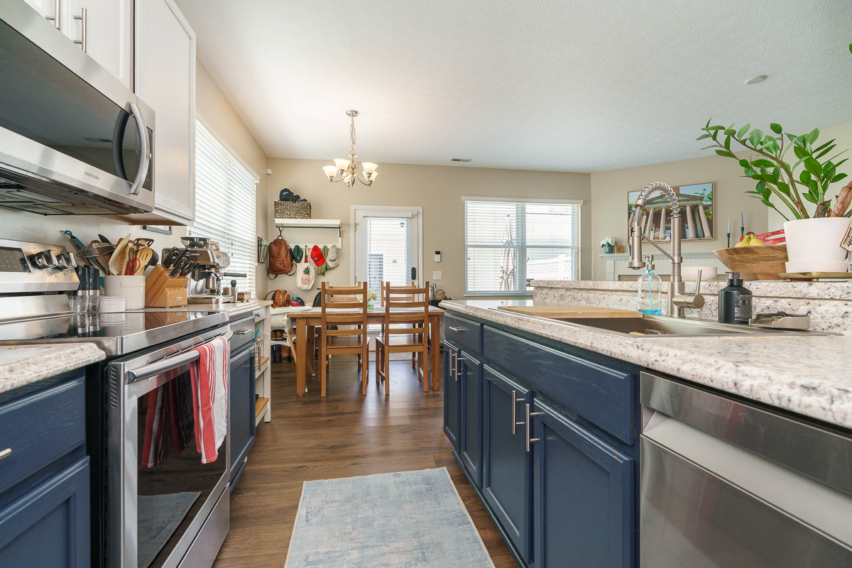 5927 Treven Way-19