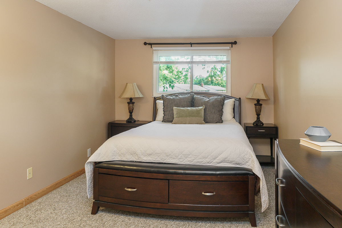 603 Fawndale Pl-33