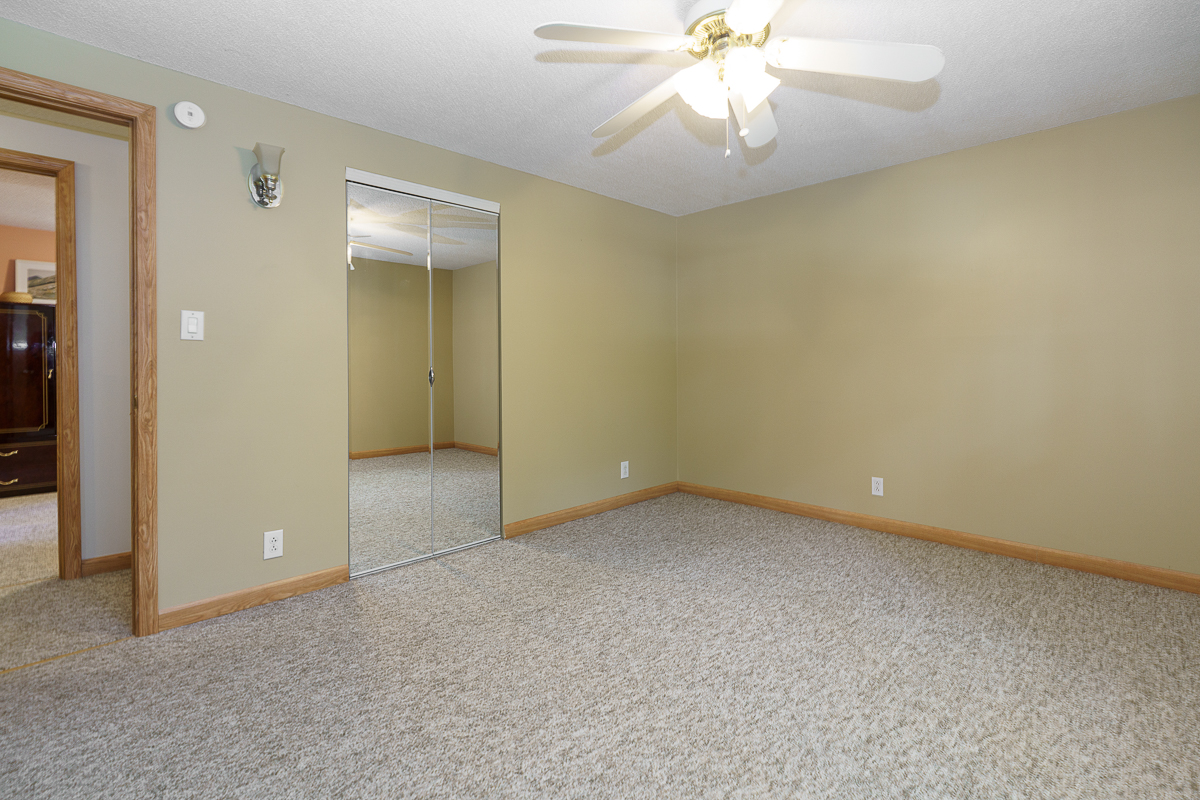  603 Fawndale Pl-44