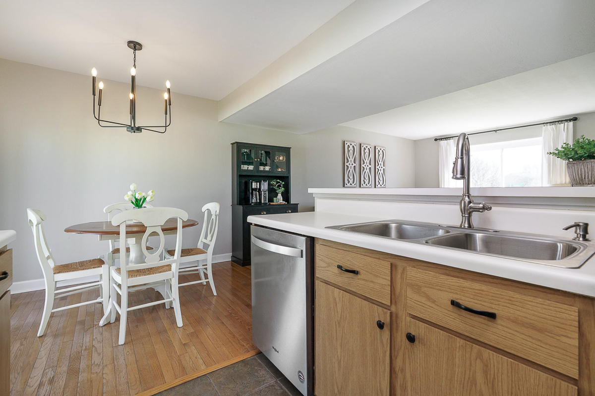 6180 Greenhaven Ave-24