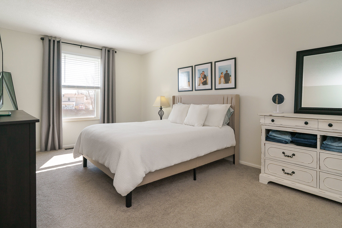 6180 Greenhaven Ave-27