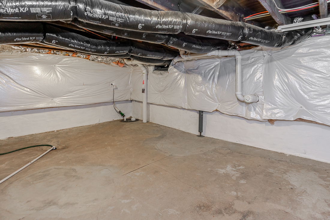 632 e Whittier St-28