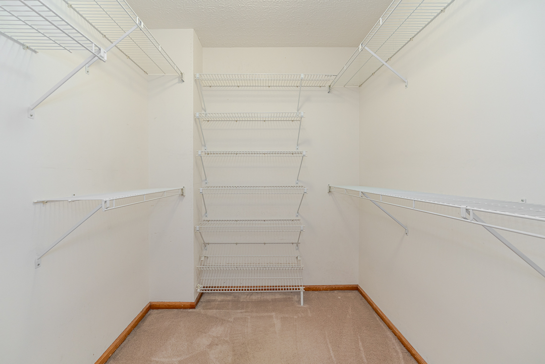 6392 CLAYPOOL Ct--29