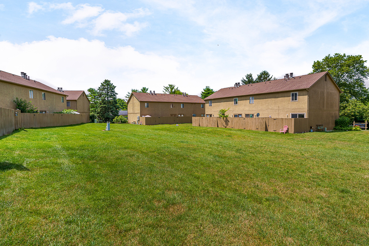 6447 Cranston Way-7