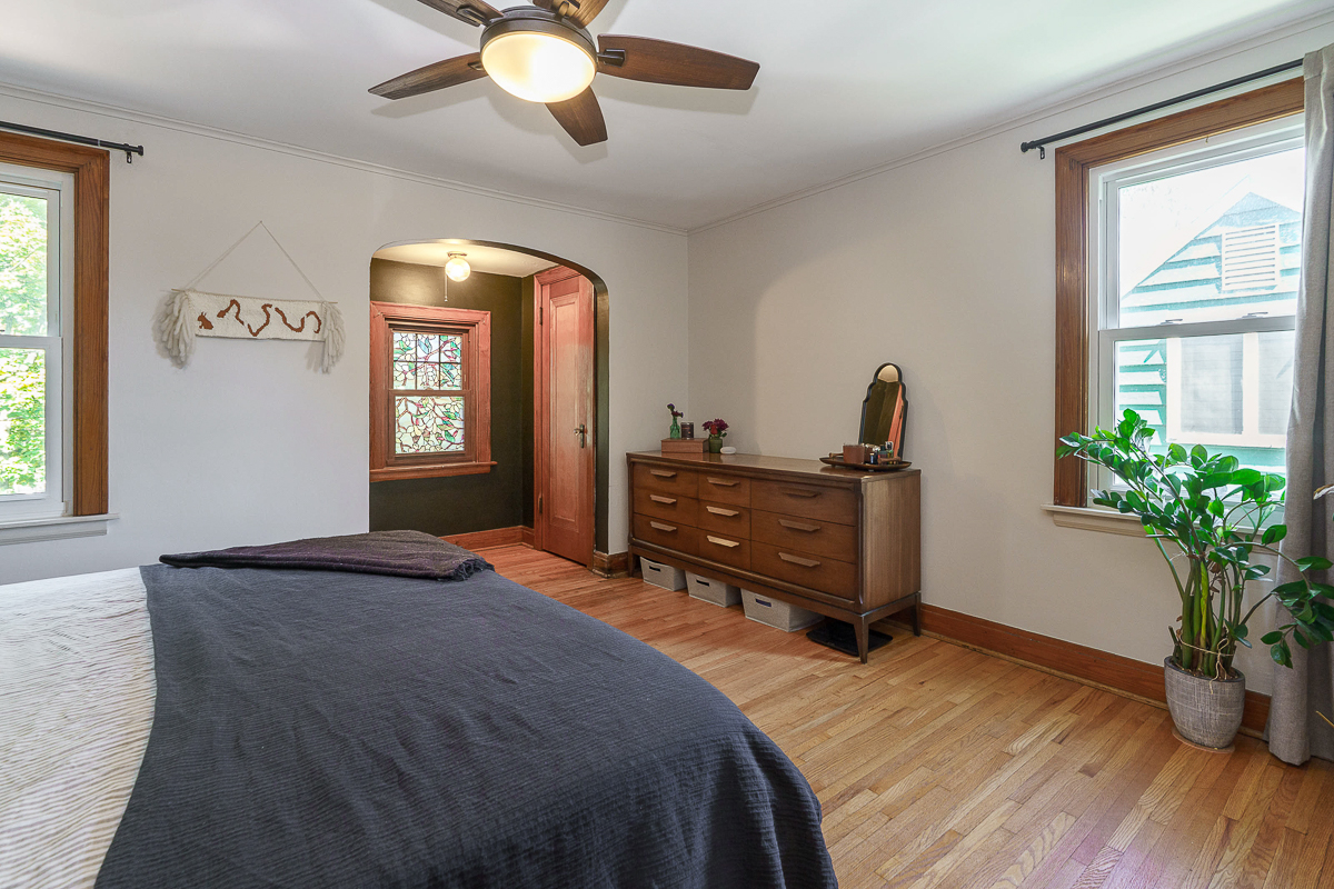 645 Hanford St-28