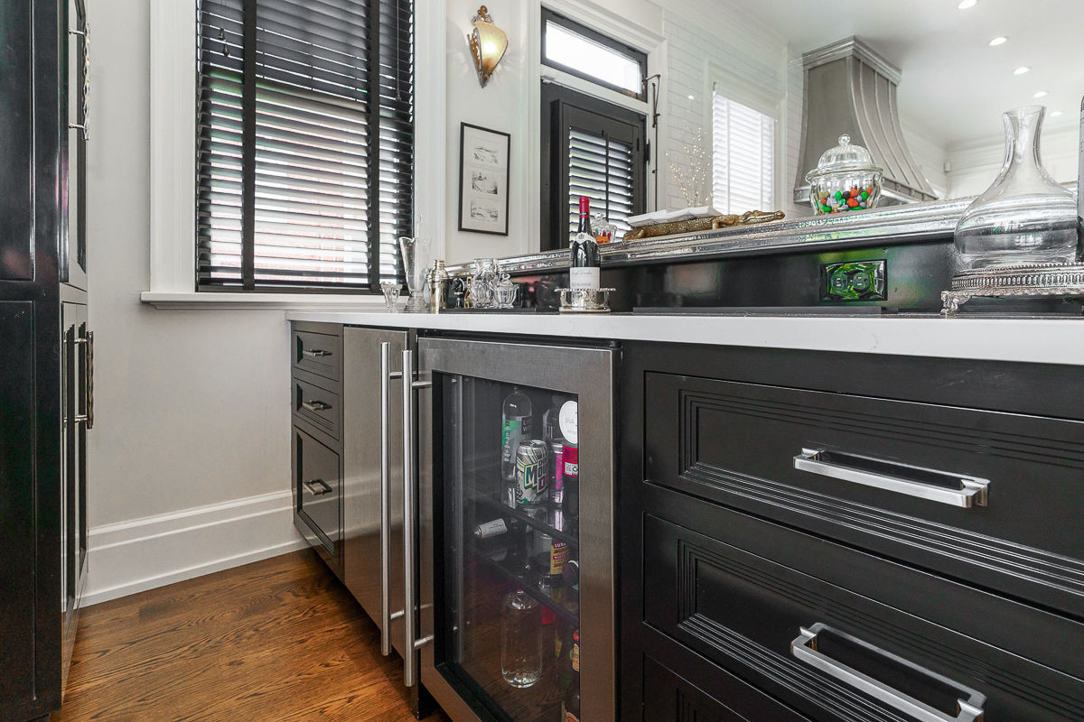 649 Mohawk St-32