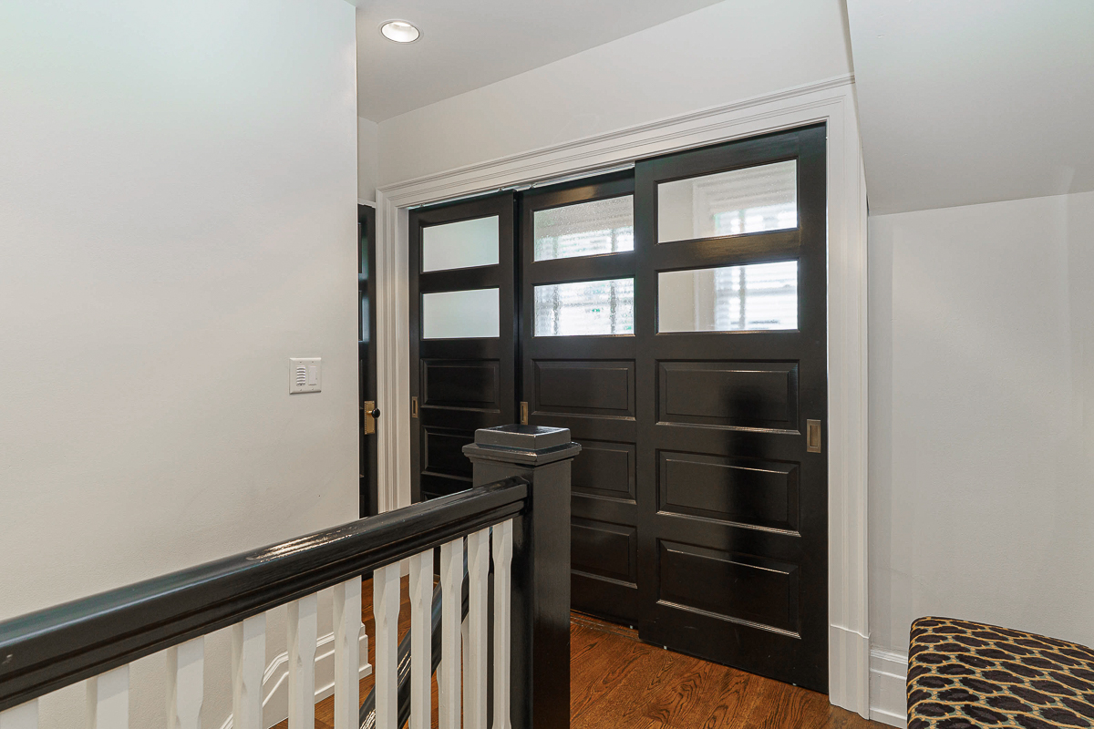 649 Mohawk St-51