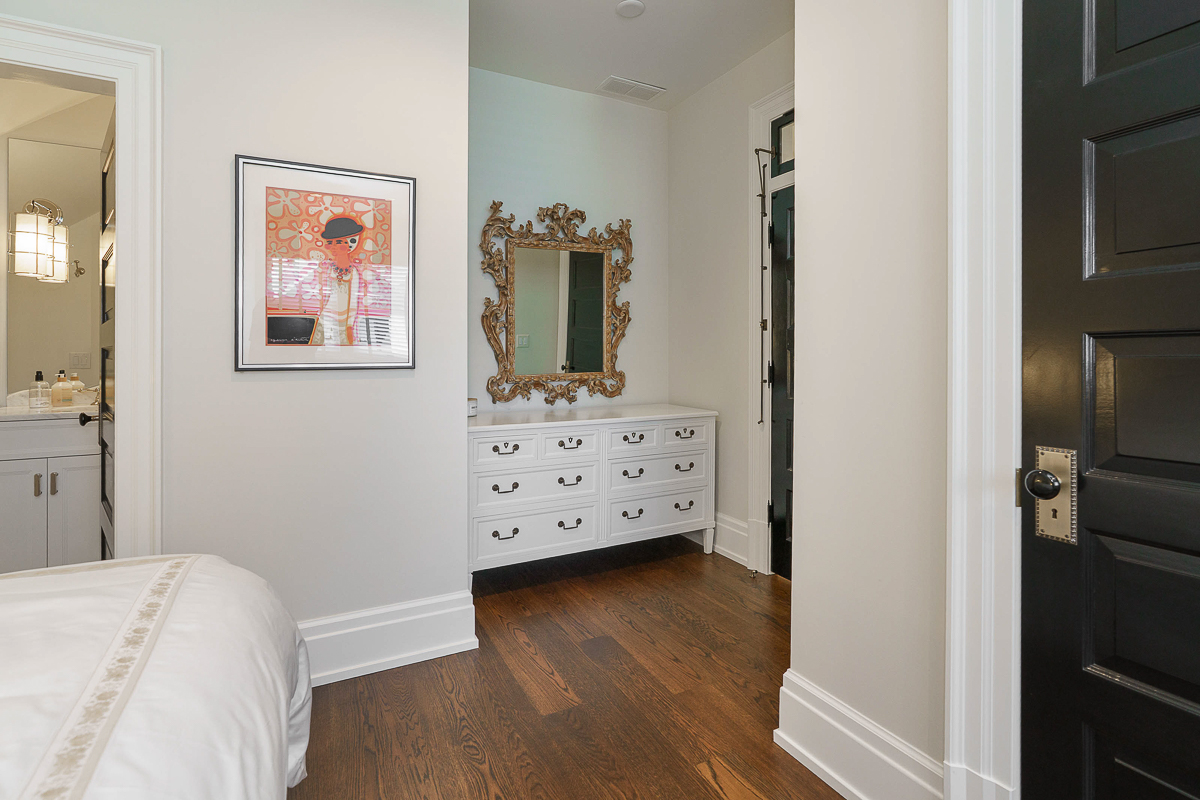 649 Mohawk St-62