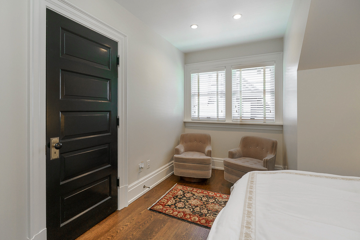 649 Mohawk St-63