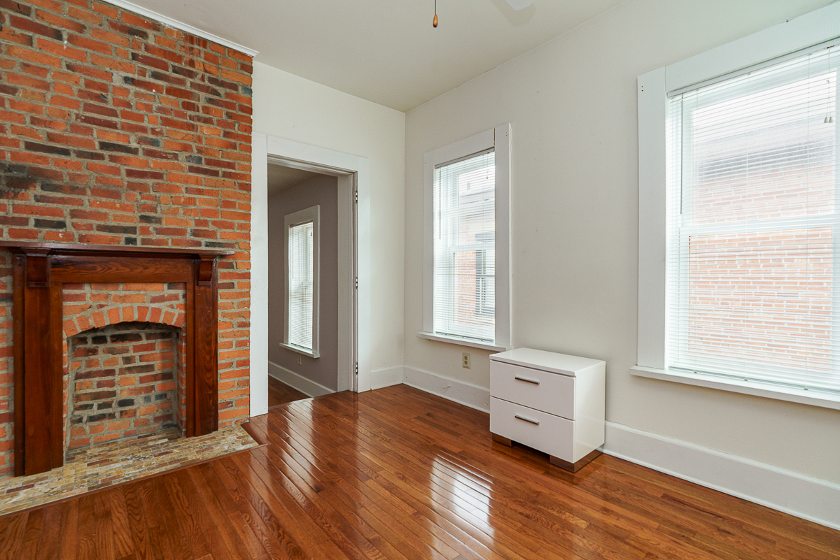 66 E Hubbard Ave-24