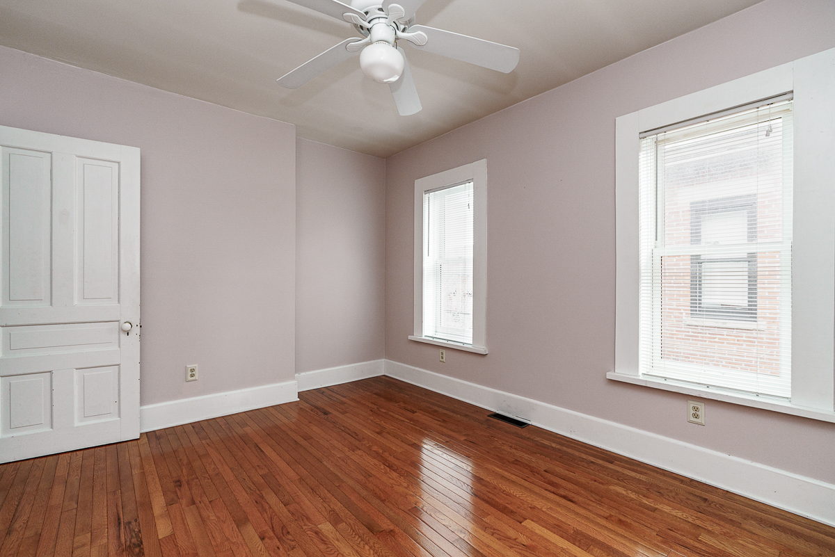 66 E Hubbard Ave-26