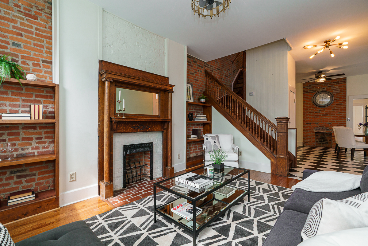 66 E Hubbard Ave-6