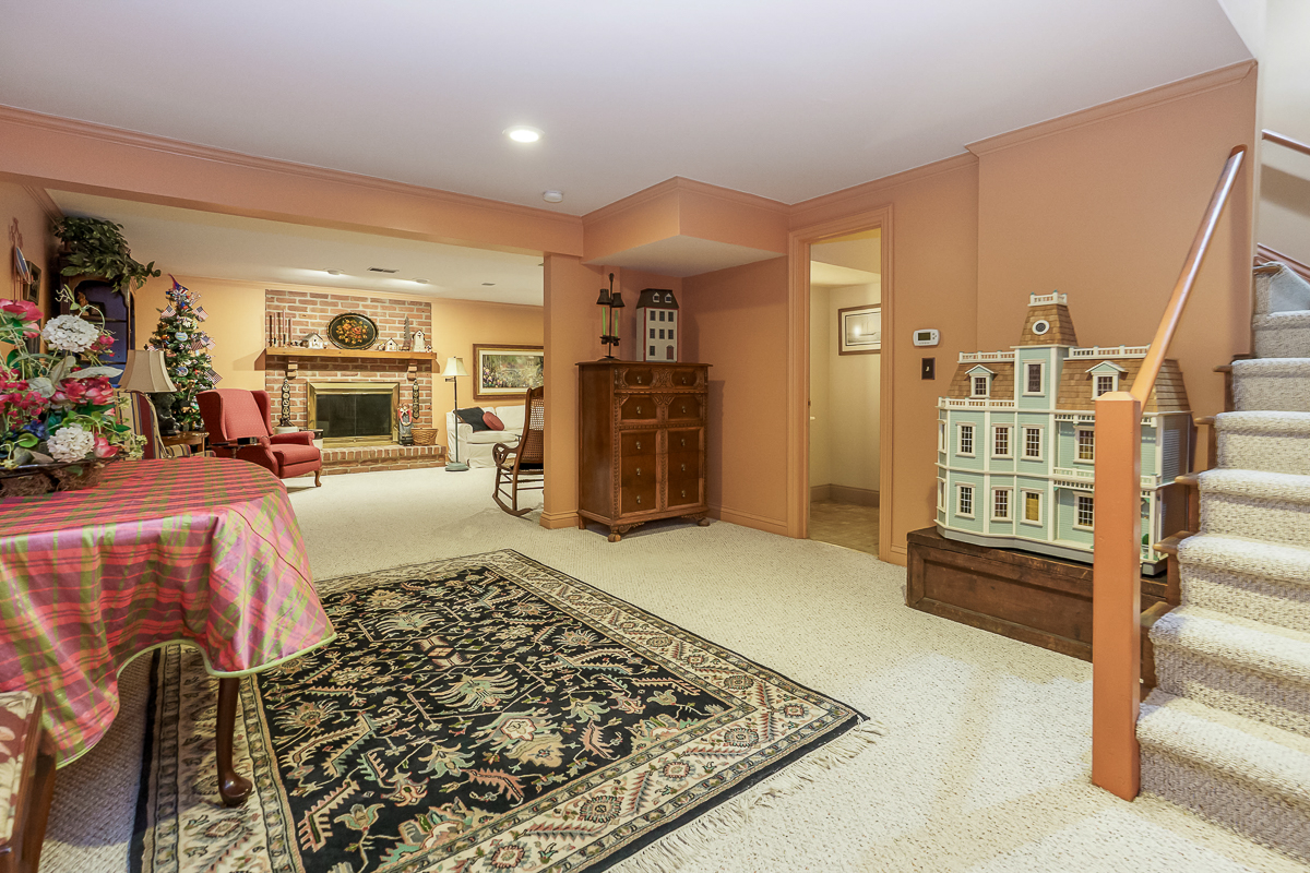 700 Eagle Ridge-25
