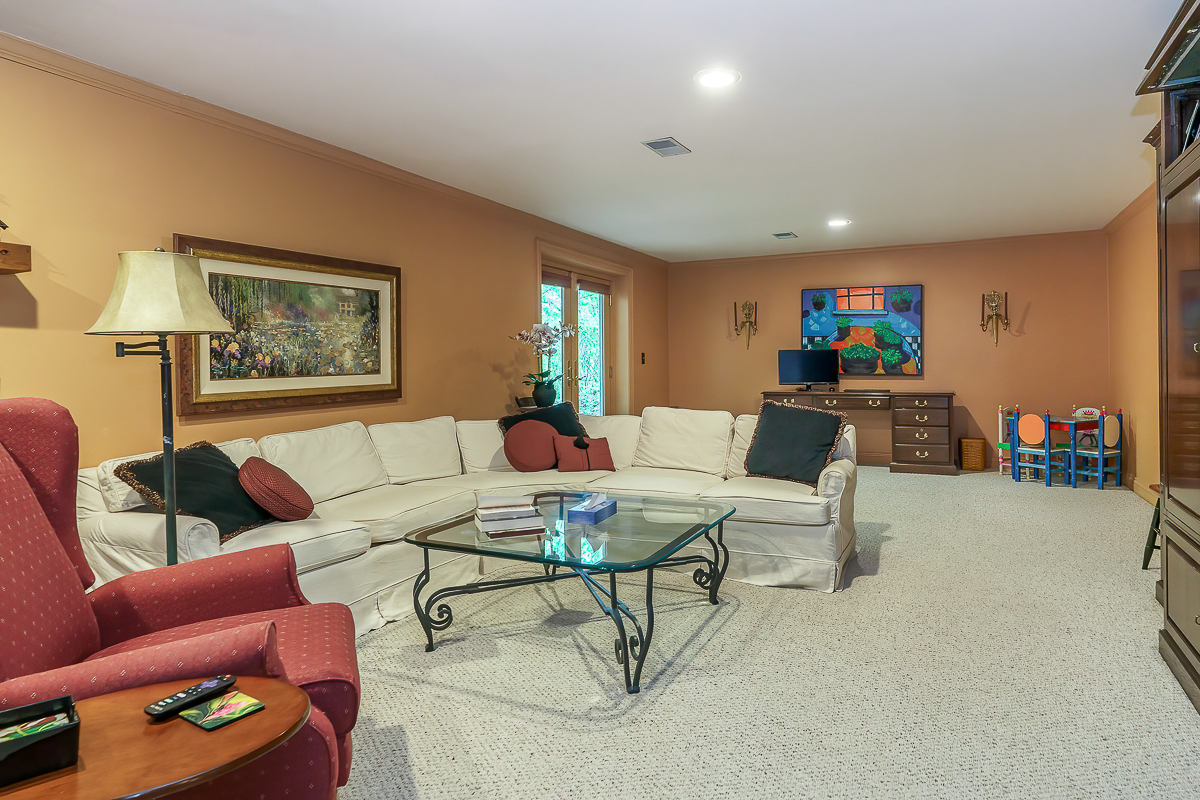 700 Eagle Ridge-28