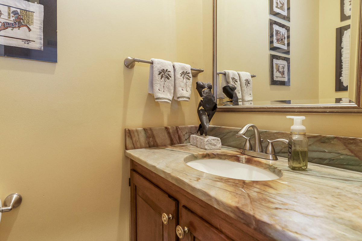700 Eagle Ridge-35