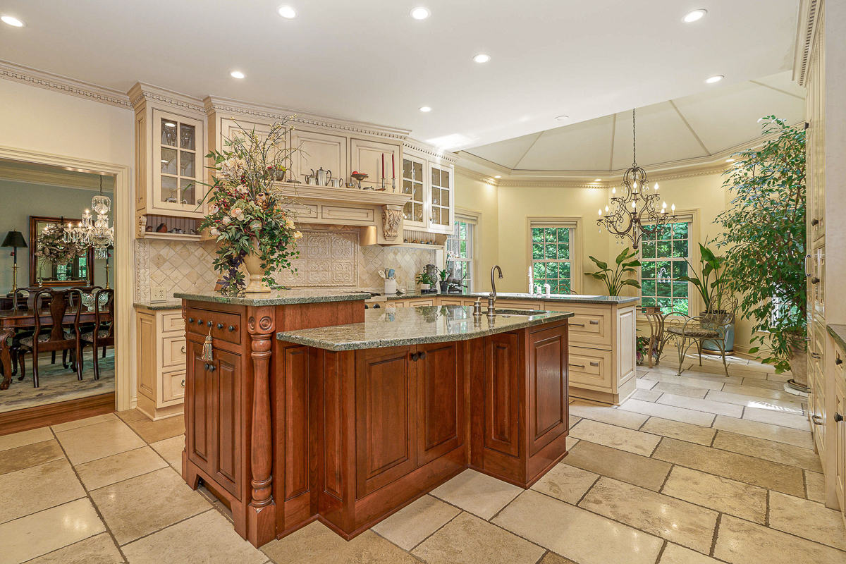 700 Eagle Ridge-49