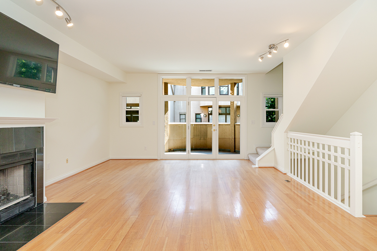 707 Sycamore Pl-13
