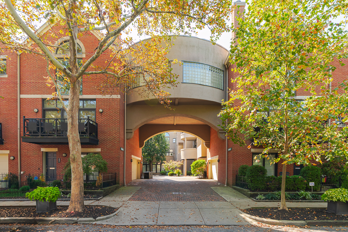 707 Sycamore Pl-2