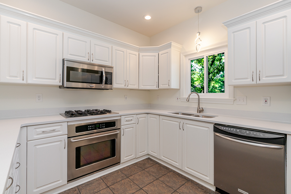 707 Sycamore Pl-21