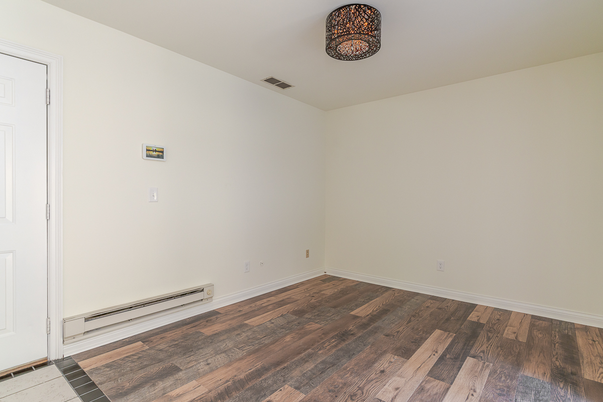 707 Sycamore Pl-8