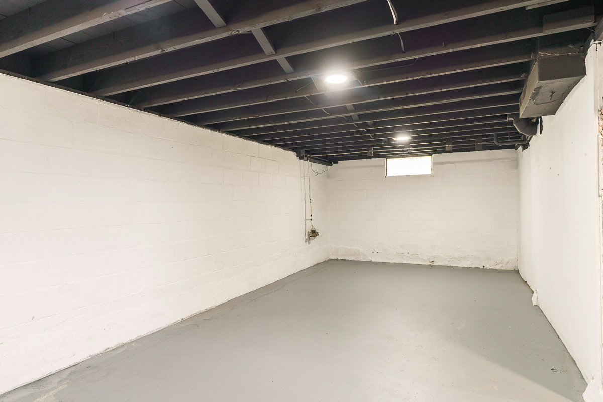 720 Sheldon Ave-10