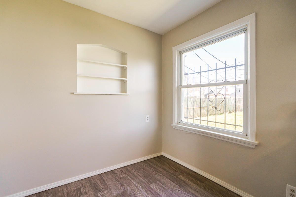 720 Sheldon Ave-13