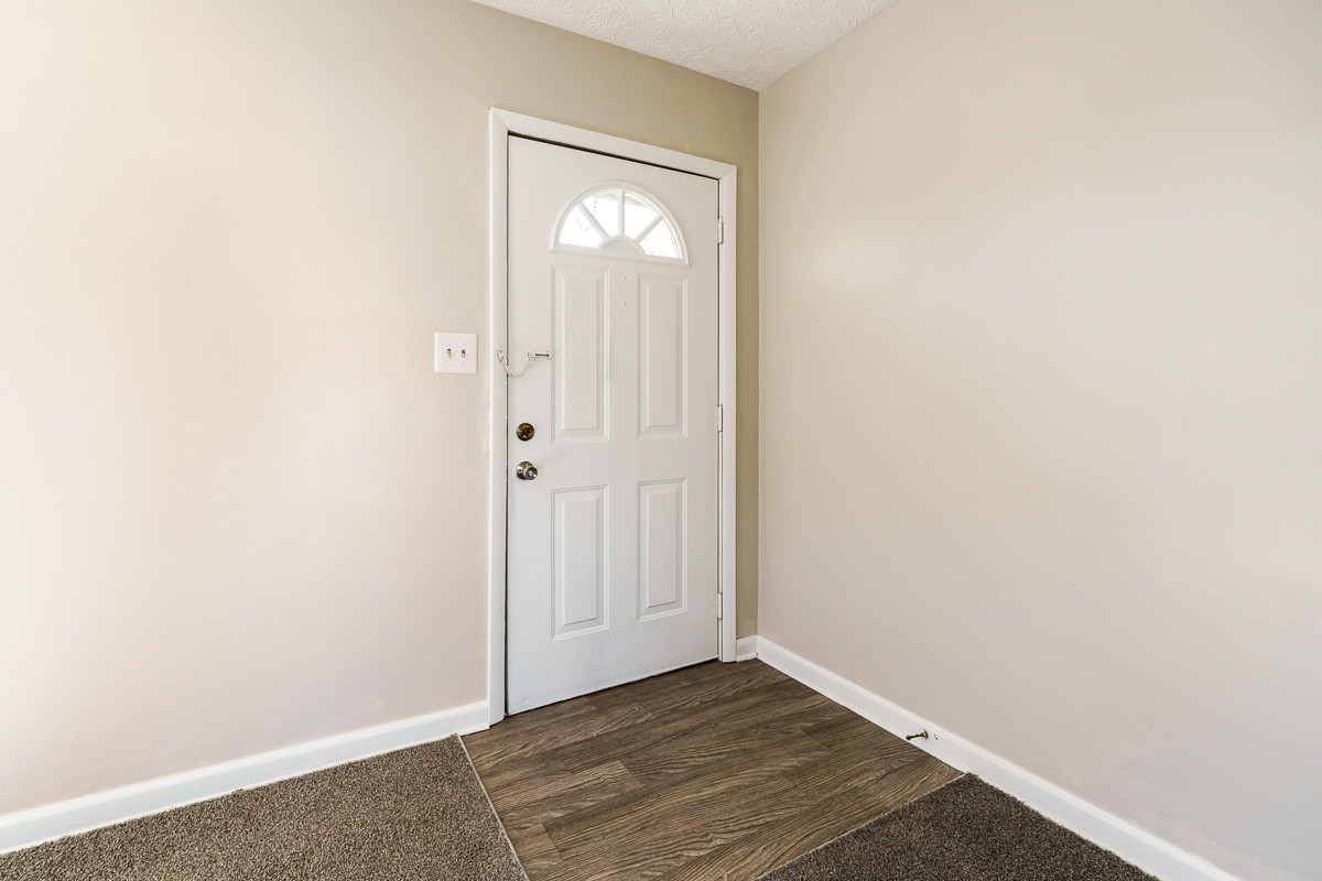 720 Sheldon Ave-17