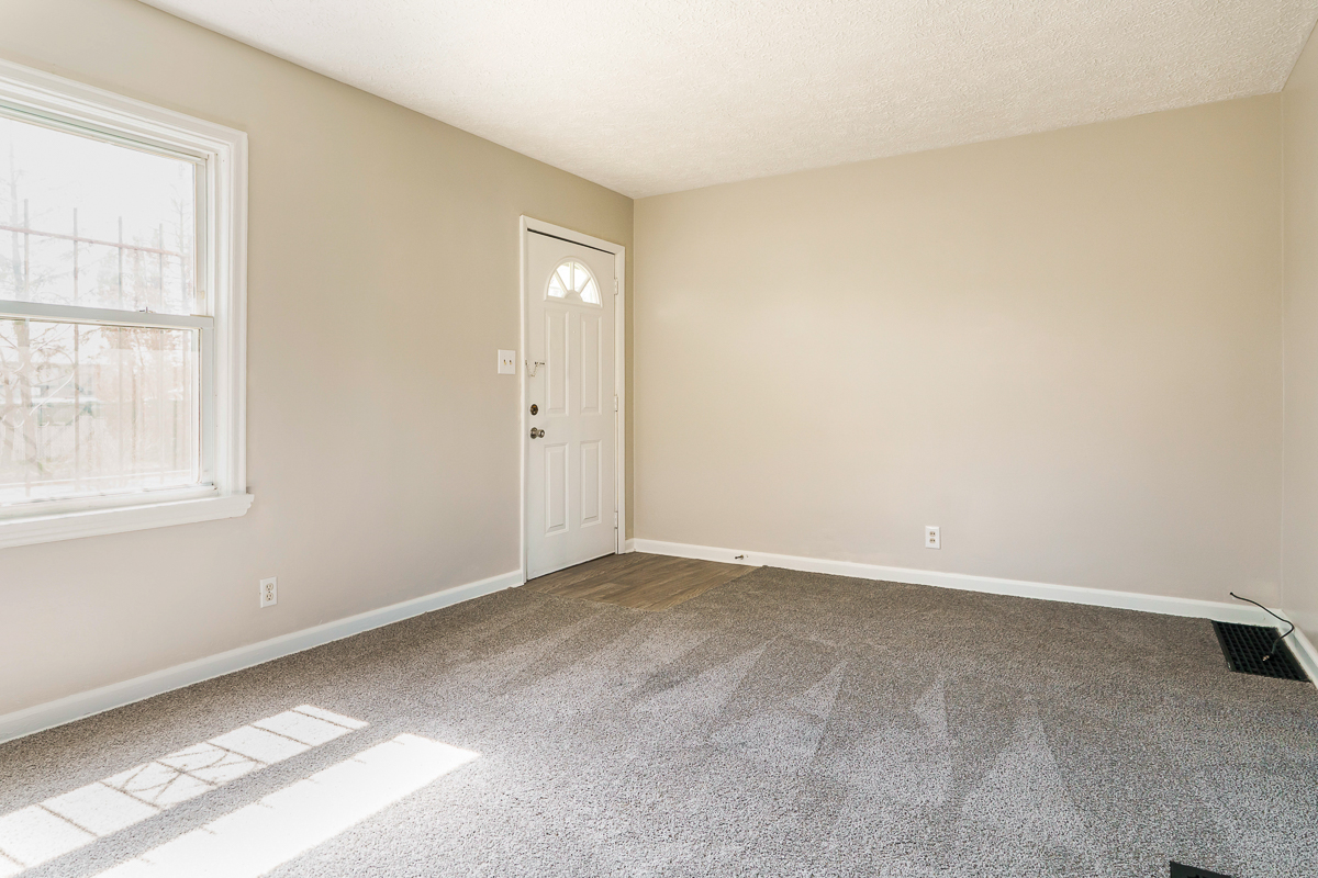 720 Sheldon Ave-21