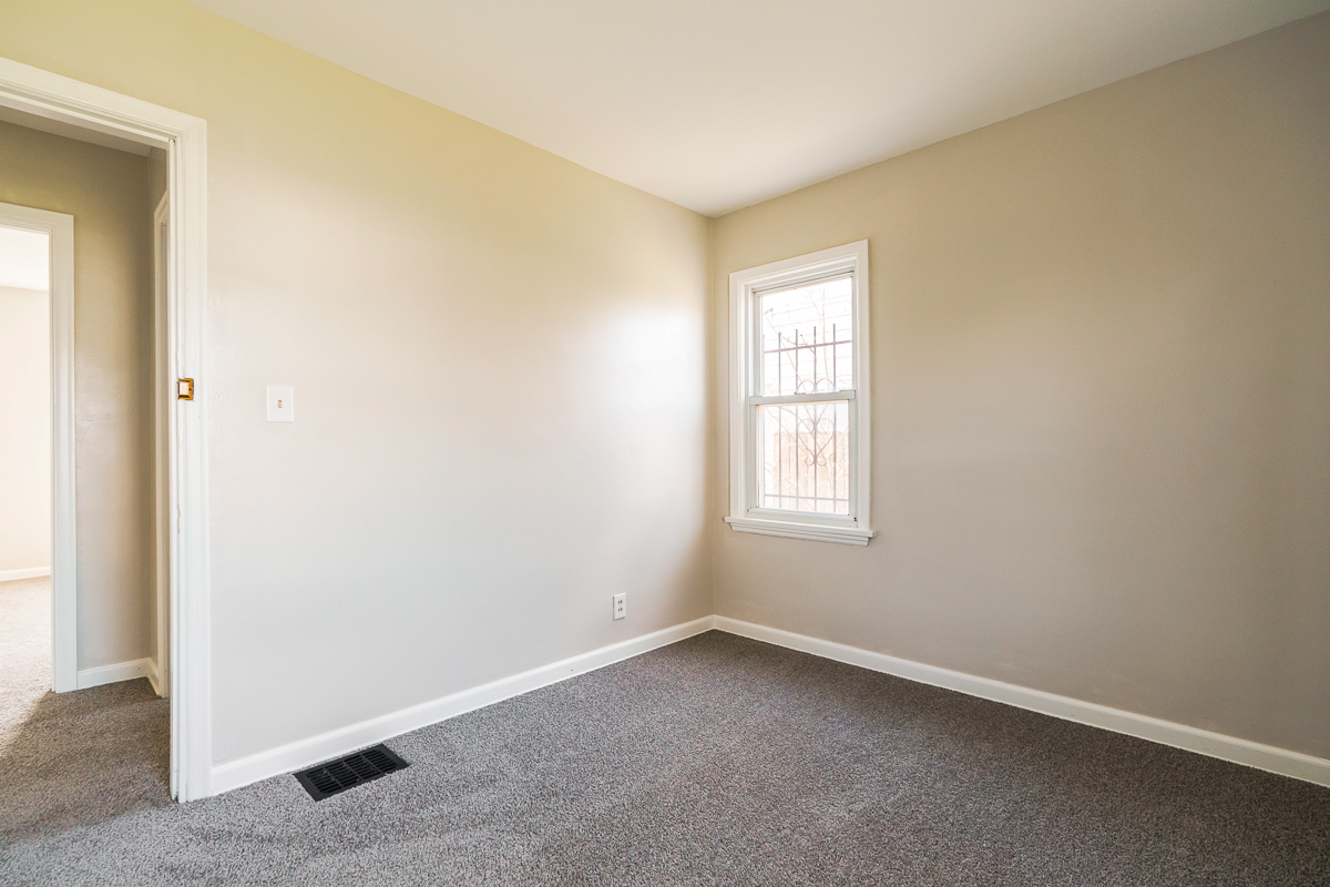 720 Sheldon Ave-28