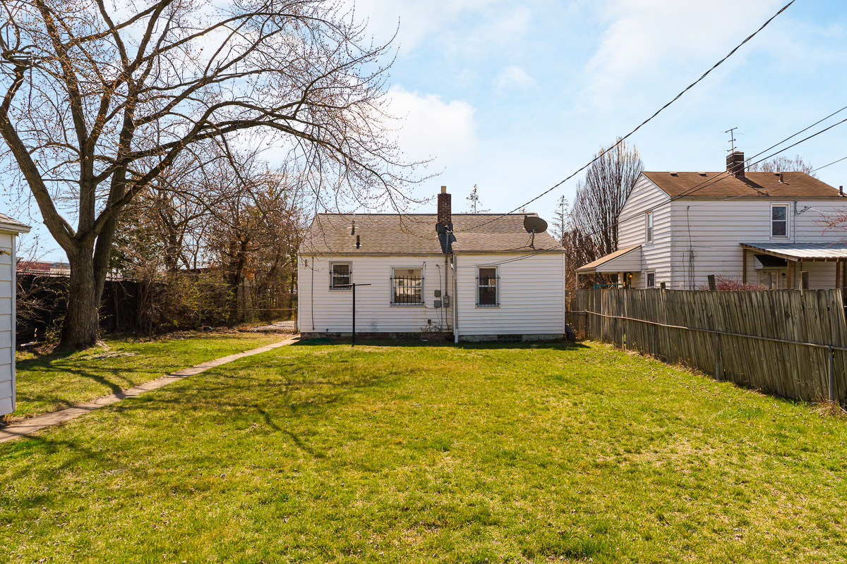 720 Sheldon Ave-7