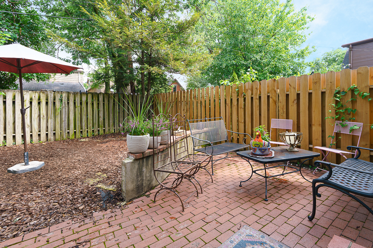 722 s 6th St-3
