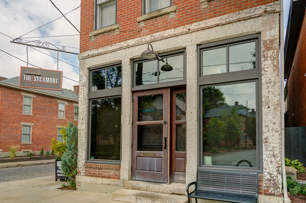 722 s 6th St-33