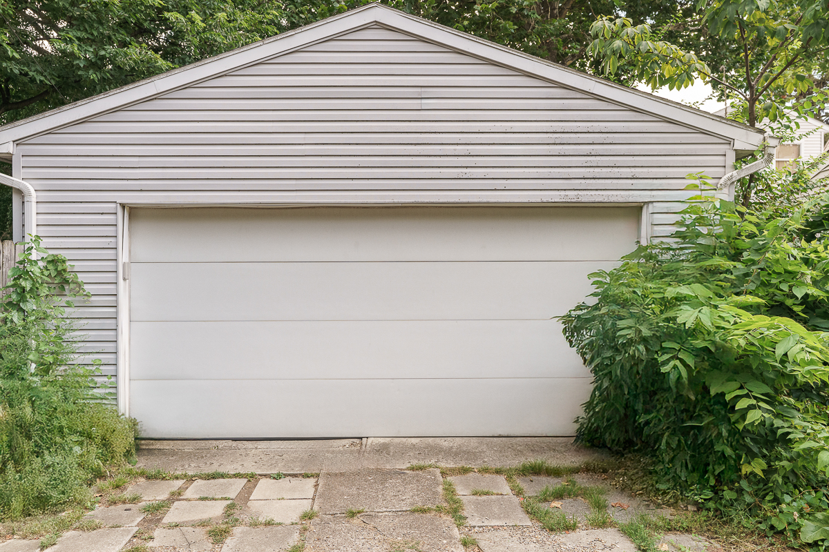 729 Euclaire Ave-11