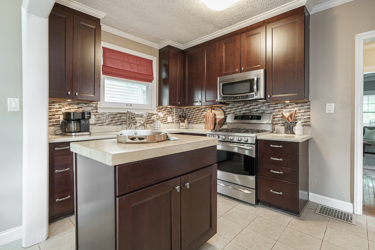 729 Euclaire Ave-23