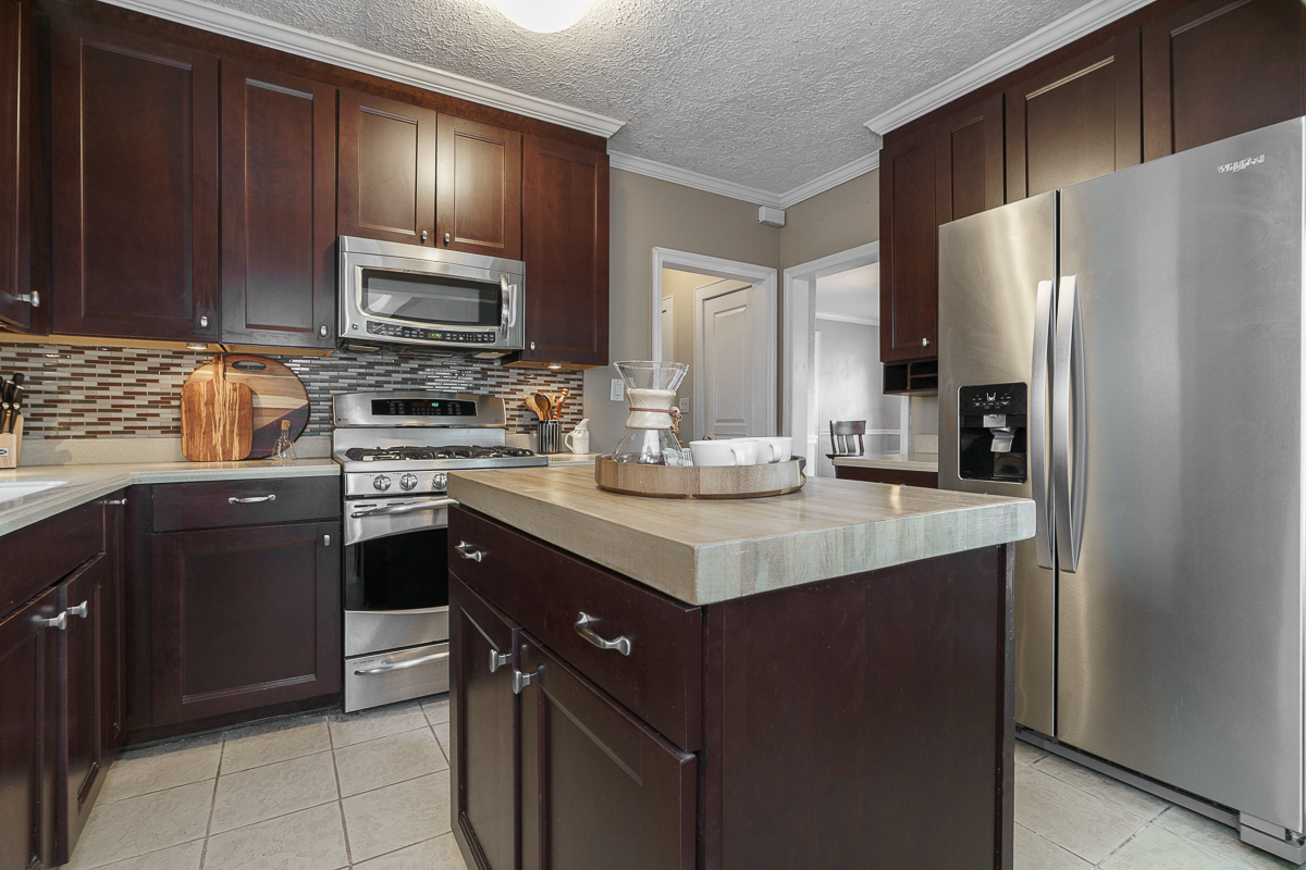 729 Euclaire Ave-24