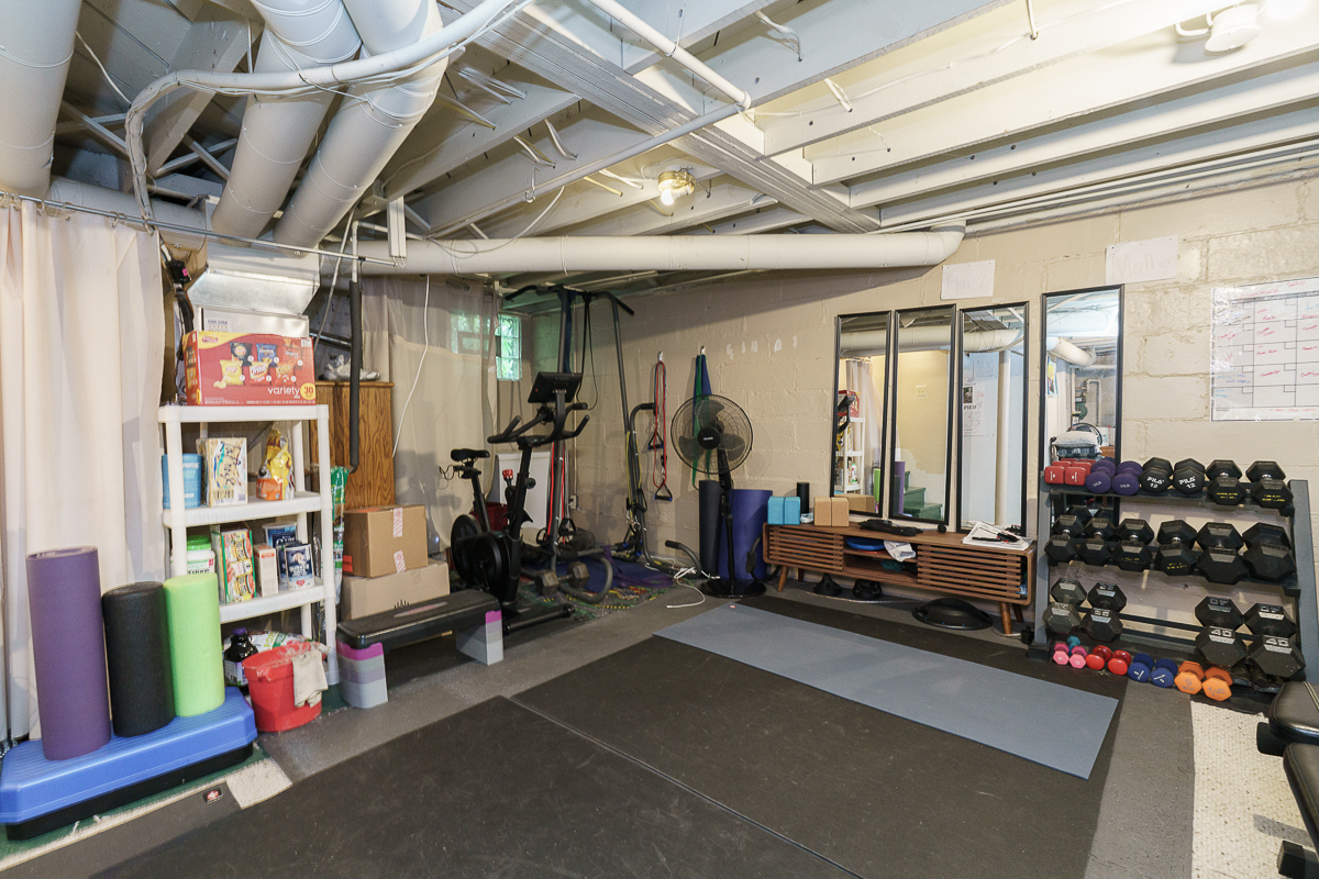 729 Euclaire Ave-39