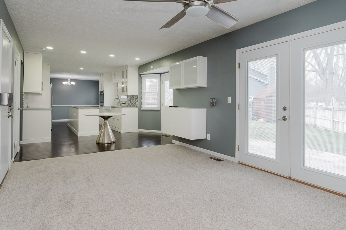 7545 Foxboro Ln-30