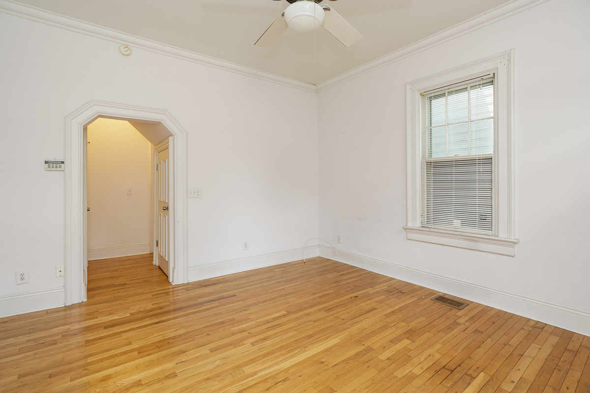 769-771 Mohawk St-13