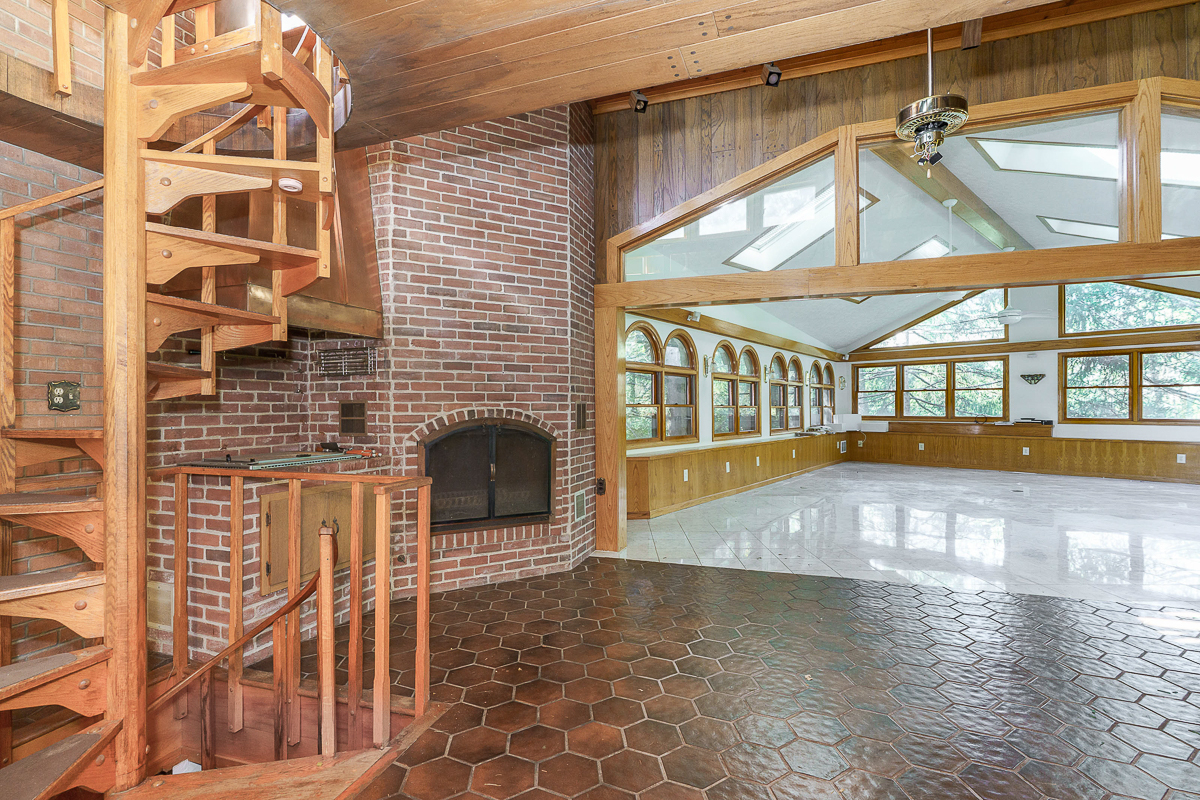 788 Old Woods Rd-25