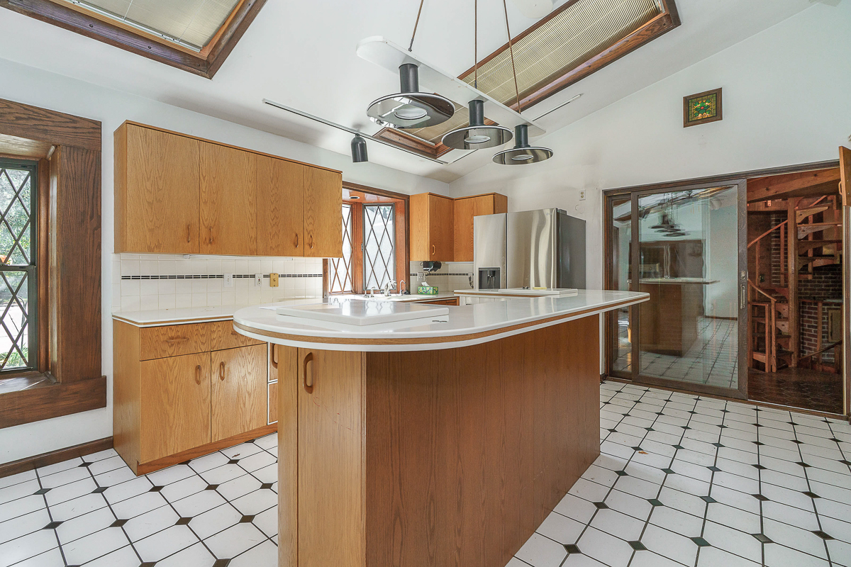788 Old Woods Rd-31