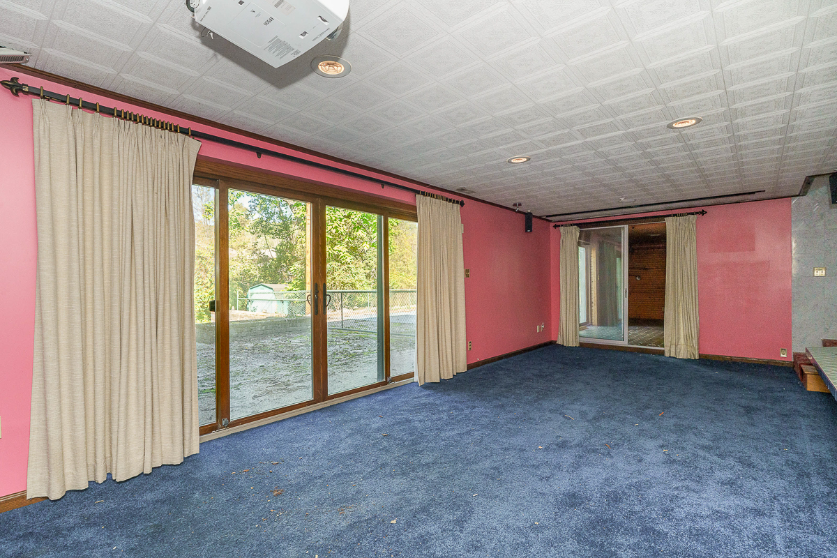 788 Old Woods Rd-51