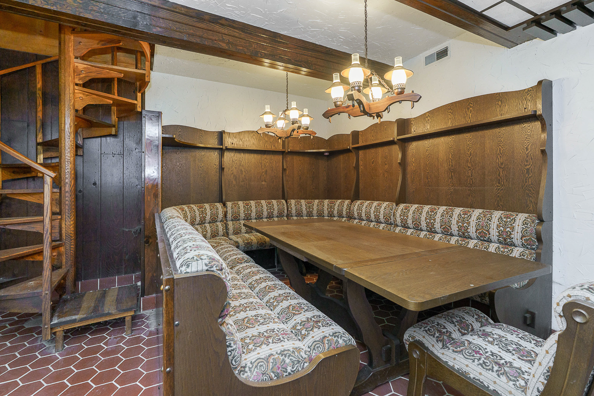 788 Old Woods Rd-52