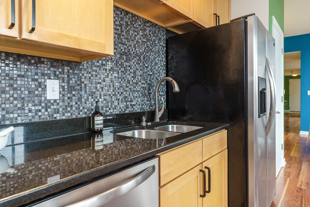 78 E Chestnut St #504-16